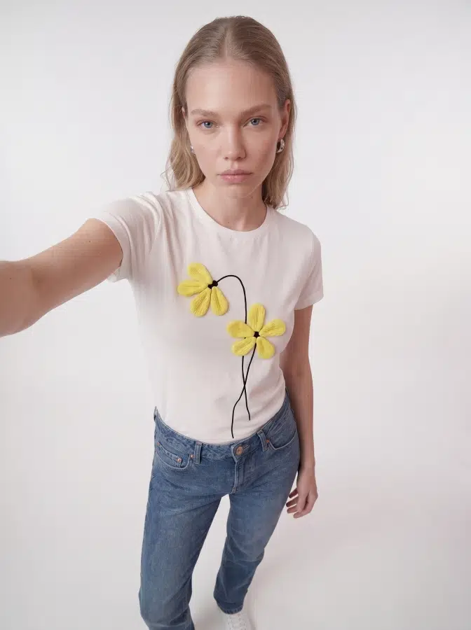 Çiçek Baskılı Geniş Kol Tshirt 26050