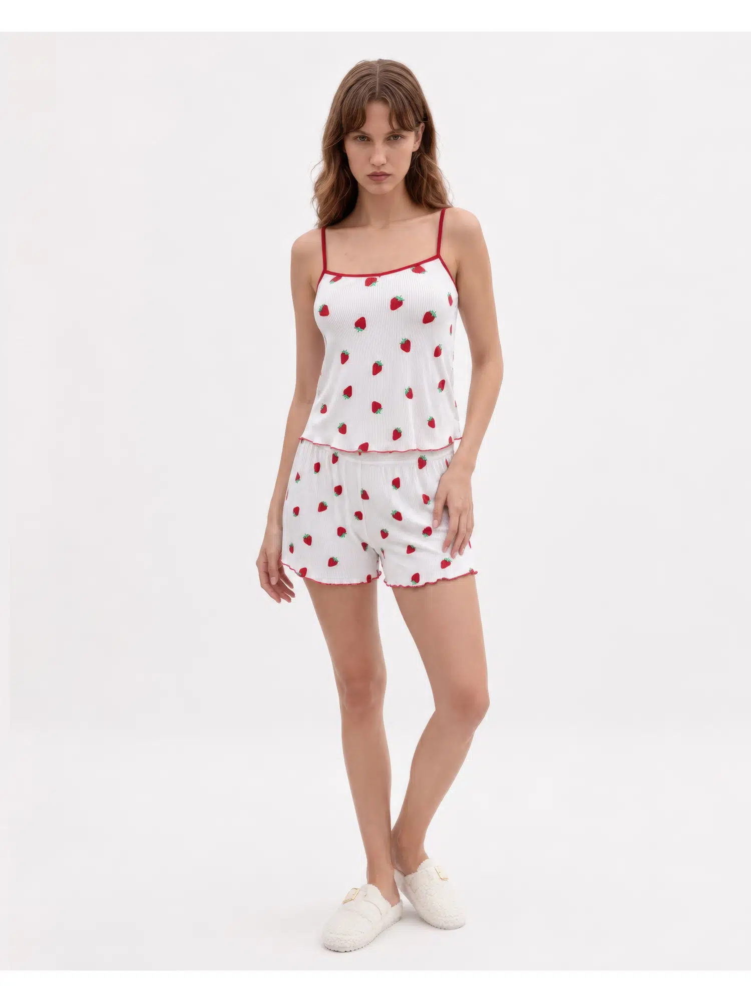 Çilek Desenli Kapsız Şortlu Pijama Takımı 3301