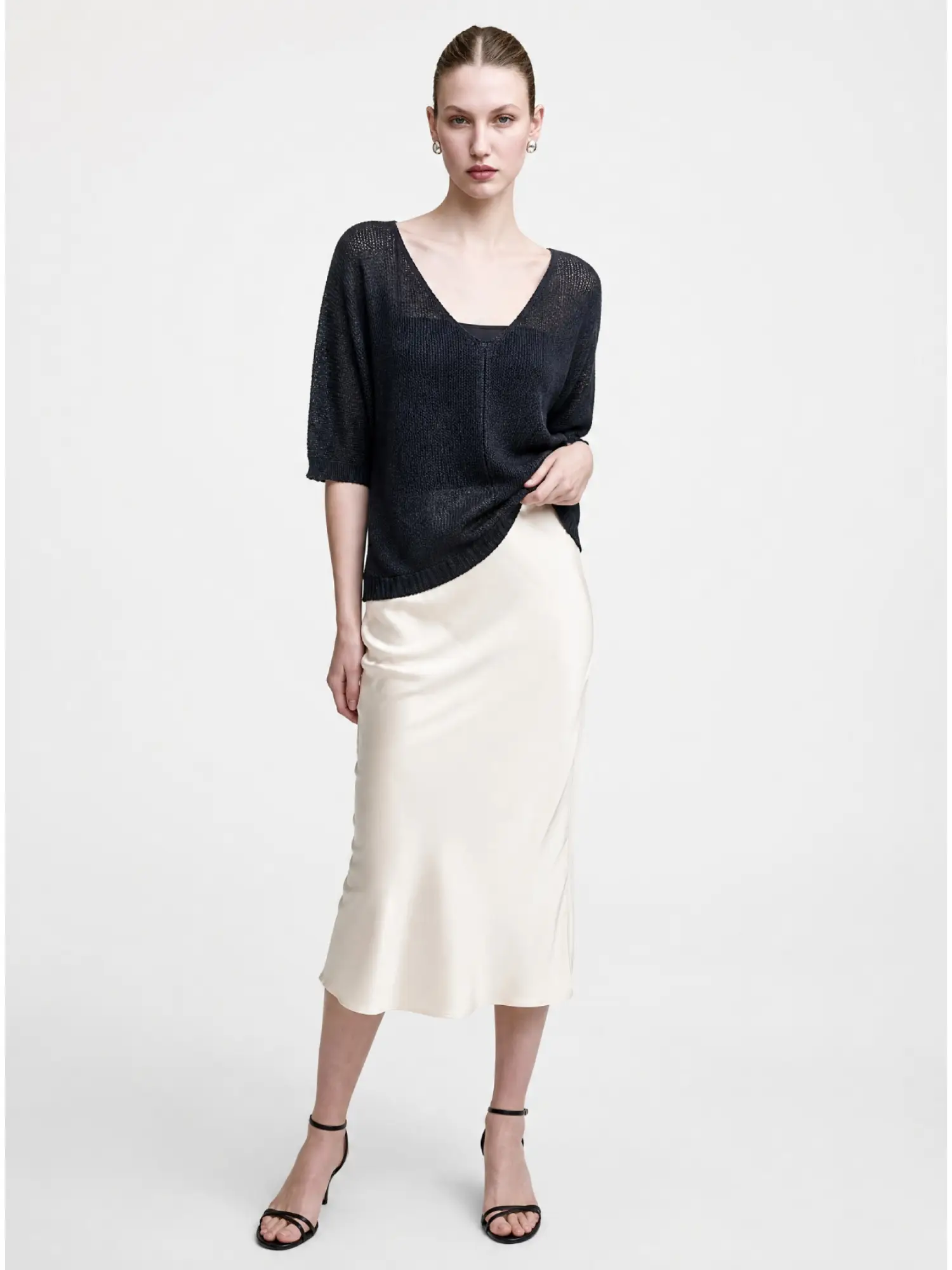 Kolyeli Asimetrik Triko Bluz 5570 - SİYAH