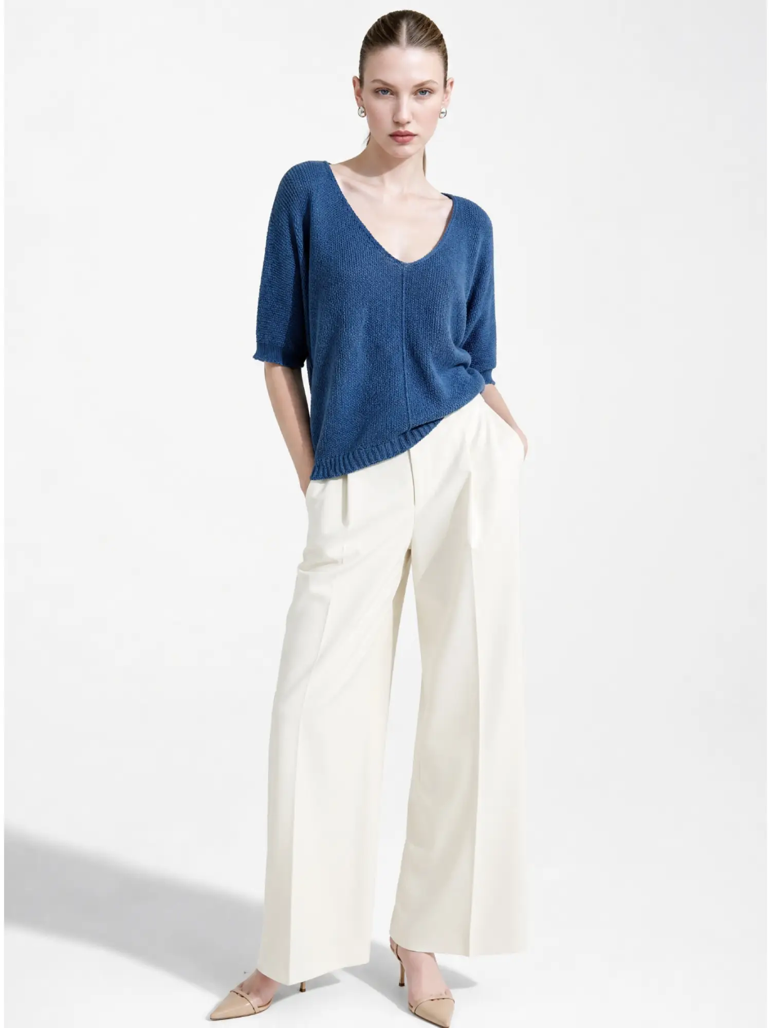 Kolyeli Asimetrik Triko Bluz 5570
