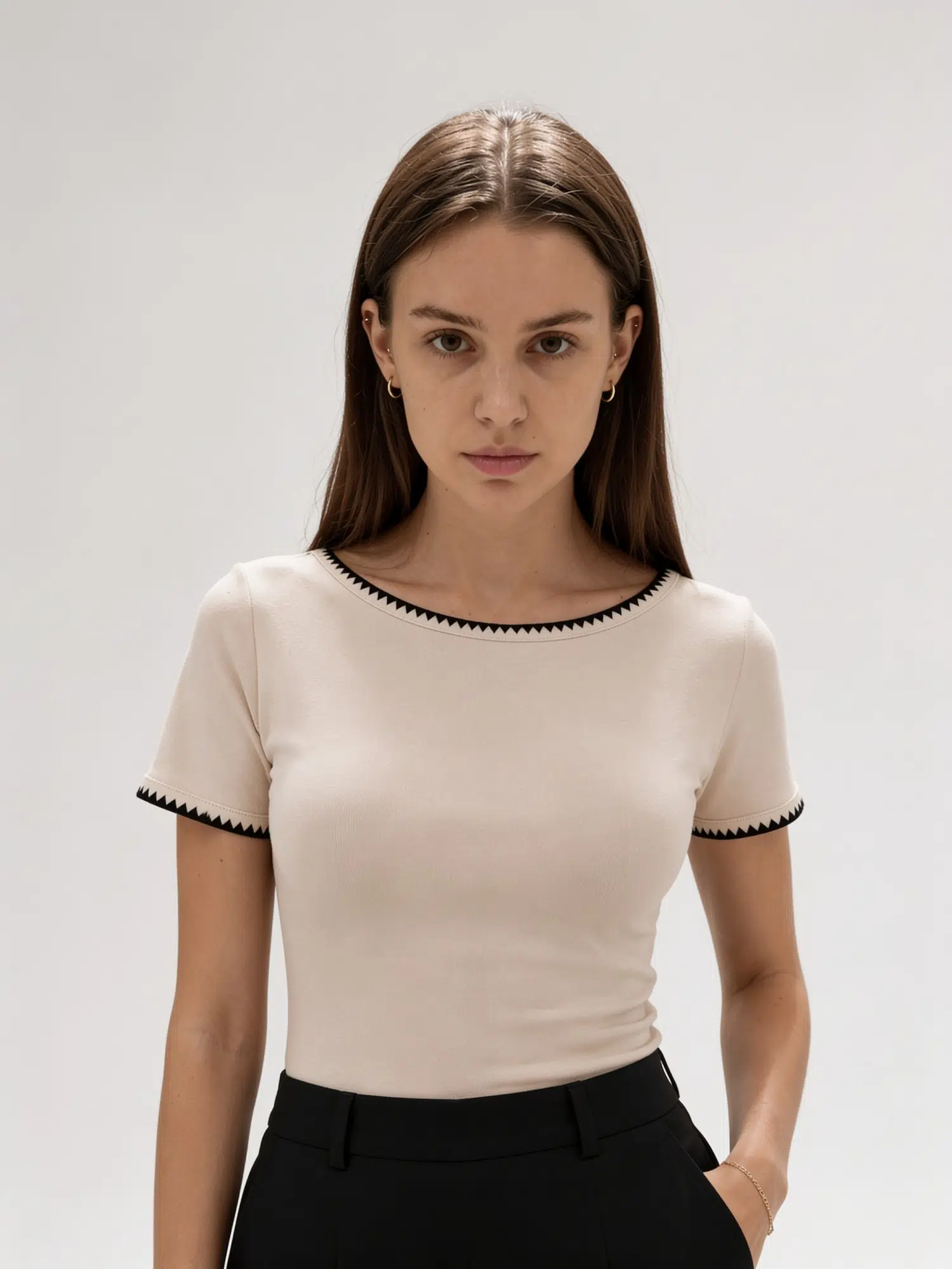 Nakış Detay Bisiklet Yaka Tshirt 17598 - BEJ