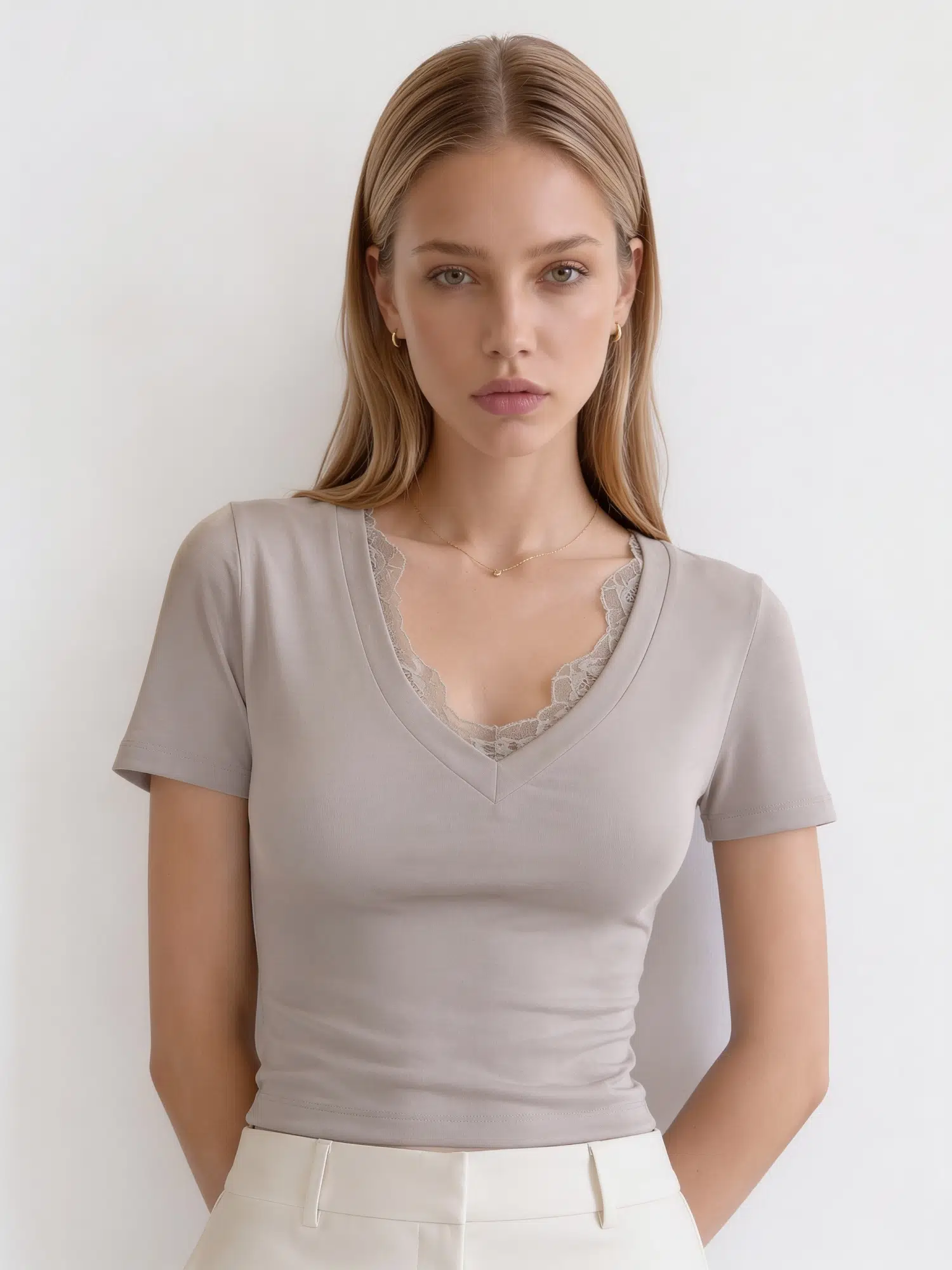 V Yaka Dantel Detay Tshirt 17381